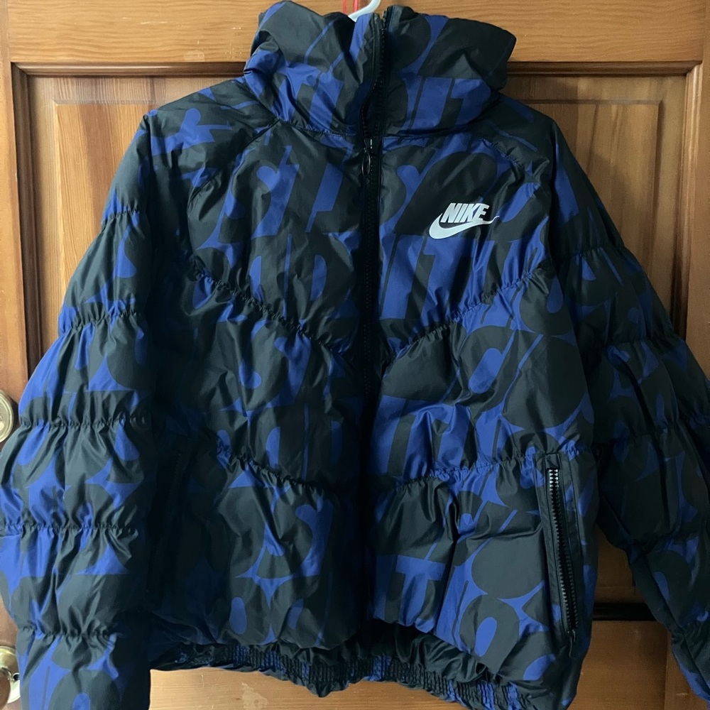 Nike Woman’s Camo Blue and Black Puffer Jacket